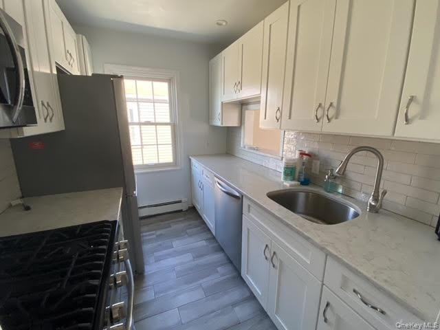 365 W Fulton St - Photo 2 of 9