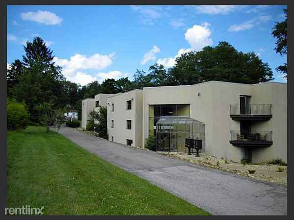 Wellington Apartments - Photo 3 of 4