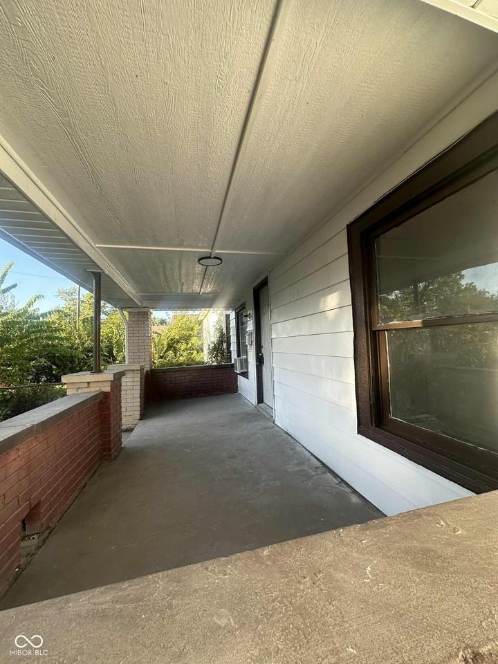 1437 Kappes St - Photo 2 of 12