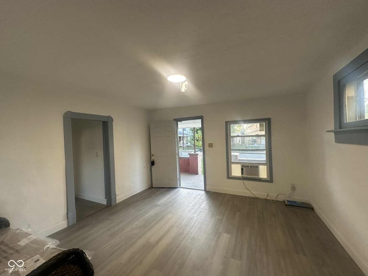 1437 Kappes St - Photo 4 of 12