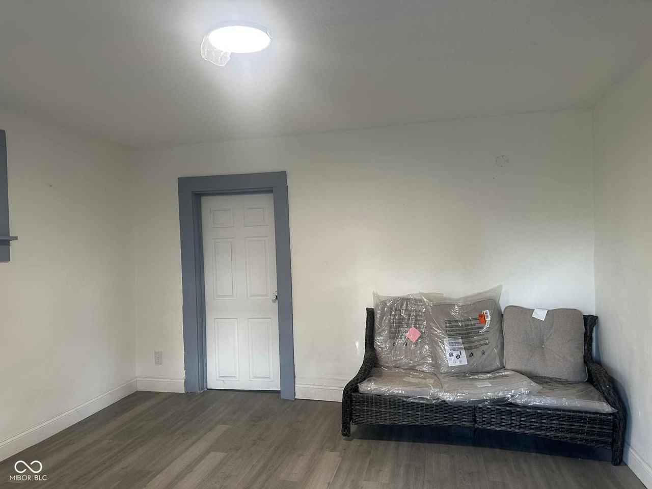 1437 Kappes St - Photo 5 of 12