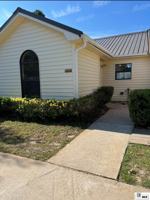 featured image of 100 Willow Ridge Dr