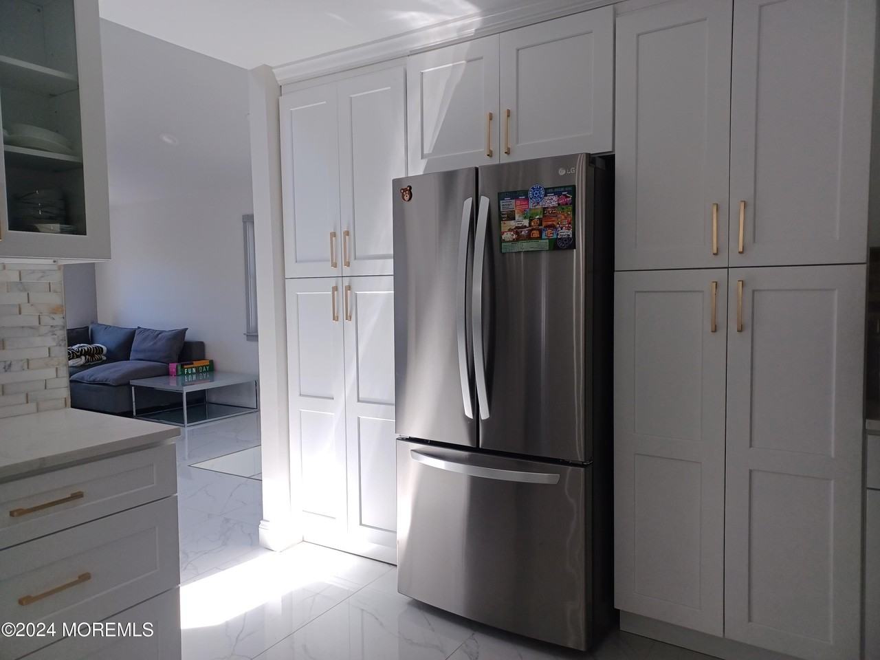 240 Wood Crest Road - Photo 5 of 12