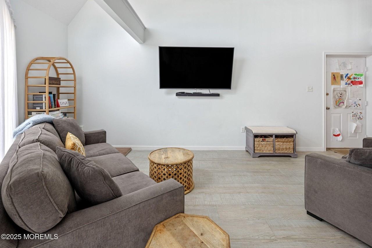 9 Pearl St Apt 1g #1G - Photo 7 of 36