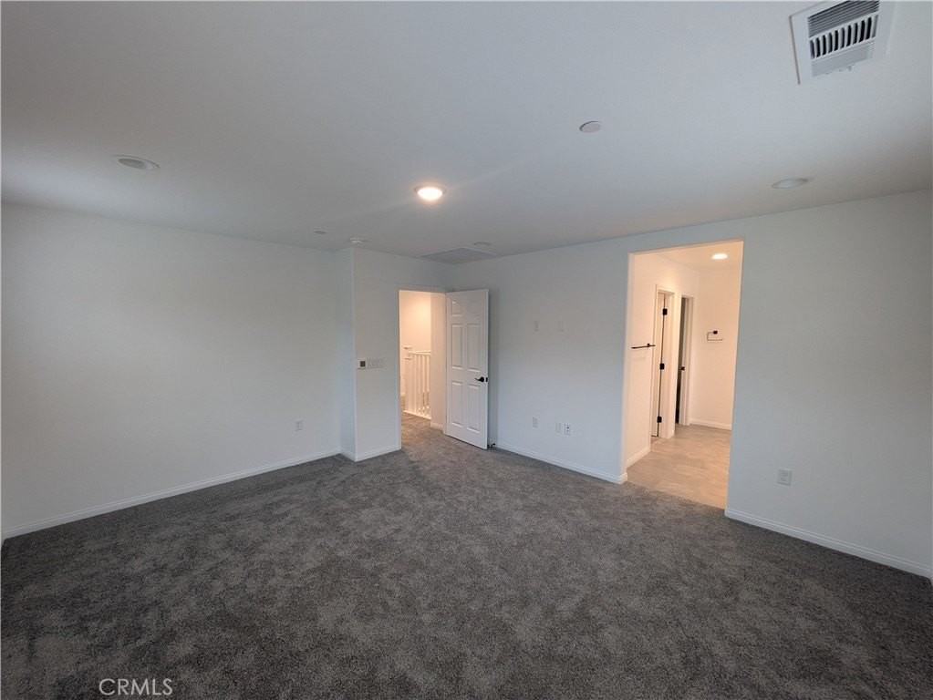 11804 Wandering Way - Photo 4 of 50