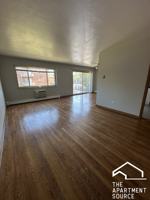 featured image of 1639 Oakwood Ave #203