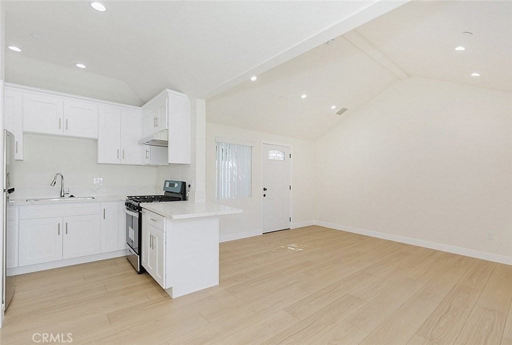 6516 Beck Avenue - Photo 6 of 15