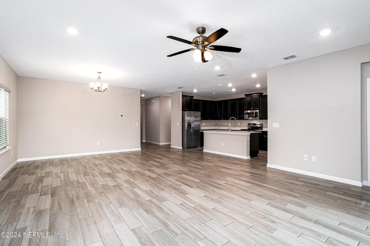 7182 Jemmah Ln - Photo 4 of 16