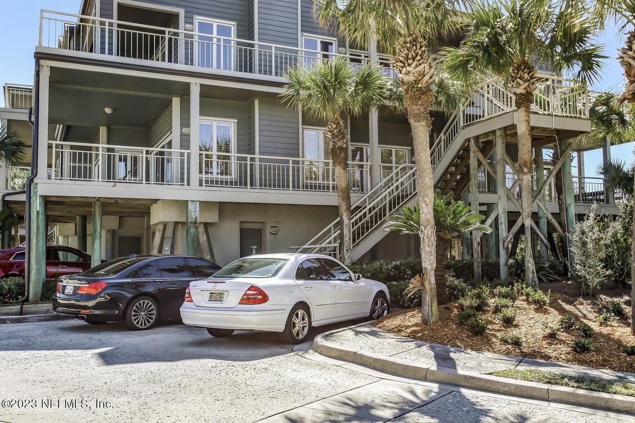 153 Sea Hammock Way - Photo 4 of 50