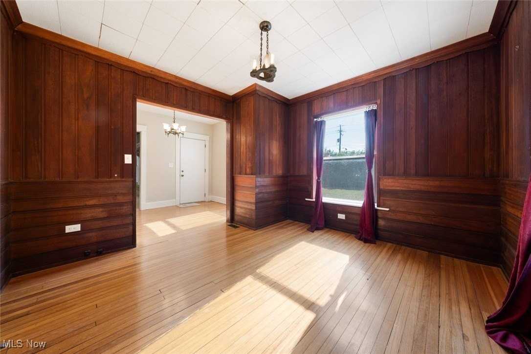 31103 Lake Shore Blvd - Photo 7 of 50