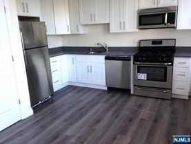 9 Washington St ## 15 - Photo 1 of 1