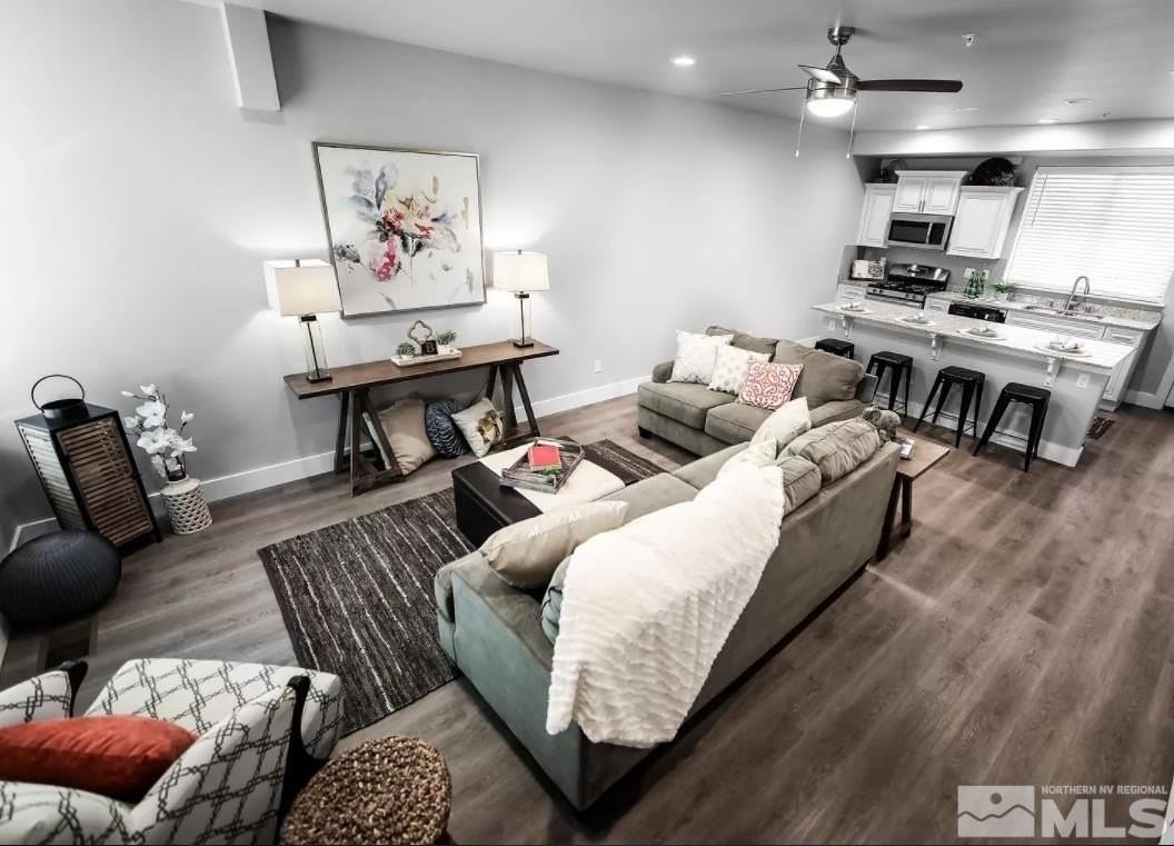 750 Bluffs Court - Photo 2 of 7