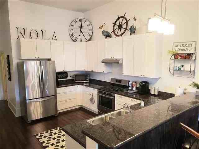 2827 Saint Claude Ave - Photo 7 of 24