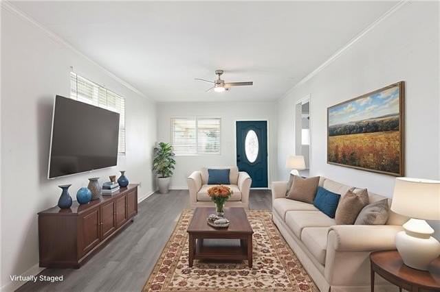 9304 Colapissa St - Photo 2 of 23