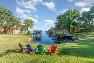 355 Beachside Dr - Photo 1 of 1