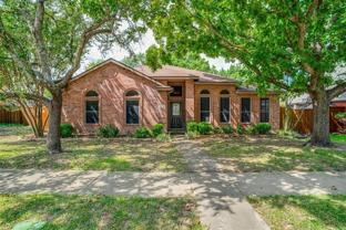 2714 Cheverny Dr - Photo 1 of 1