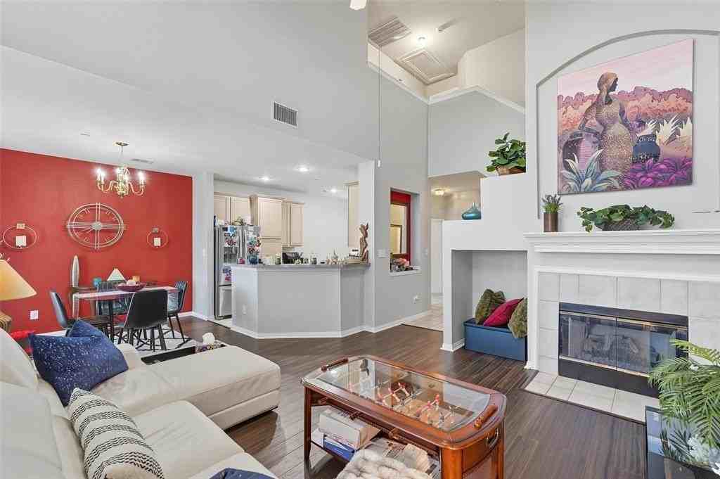 9824 Cambria Ct - Photo 3 of 19