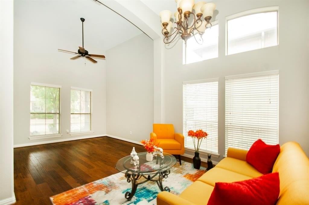 7912 Texian Trl - Photo 3 of 21