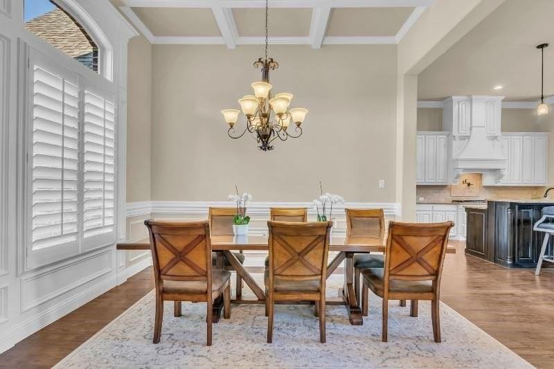 801 Rose Ct - Photo 6 of 39