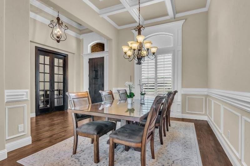 801 Rose Ct - Photo 7 of 39