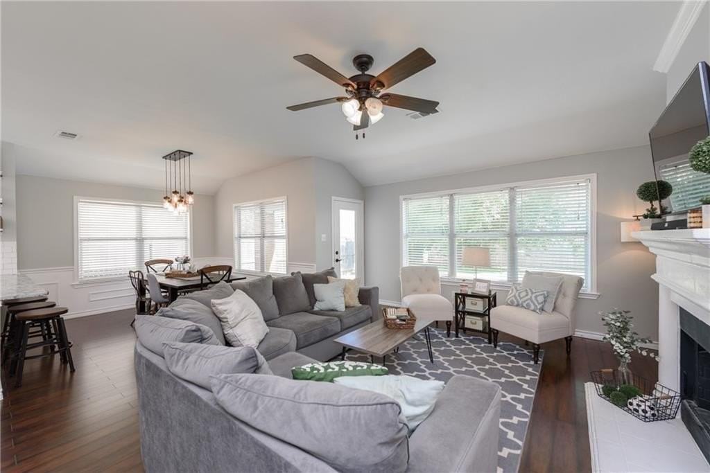 2600 Clubhouse Dr - Photo 7 of 29