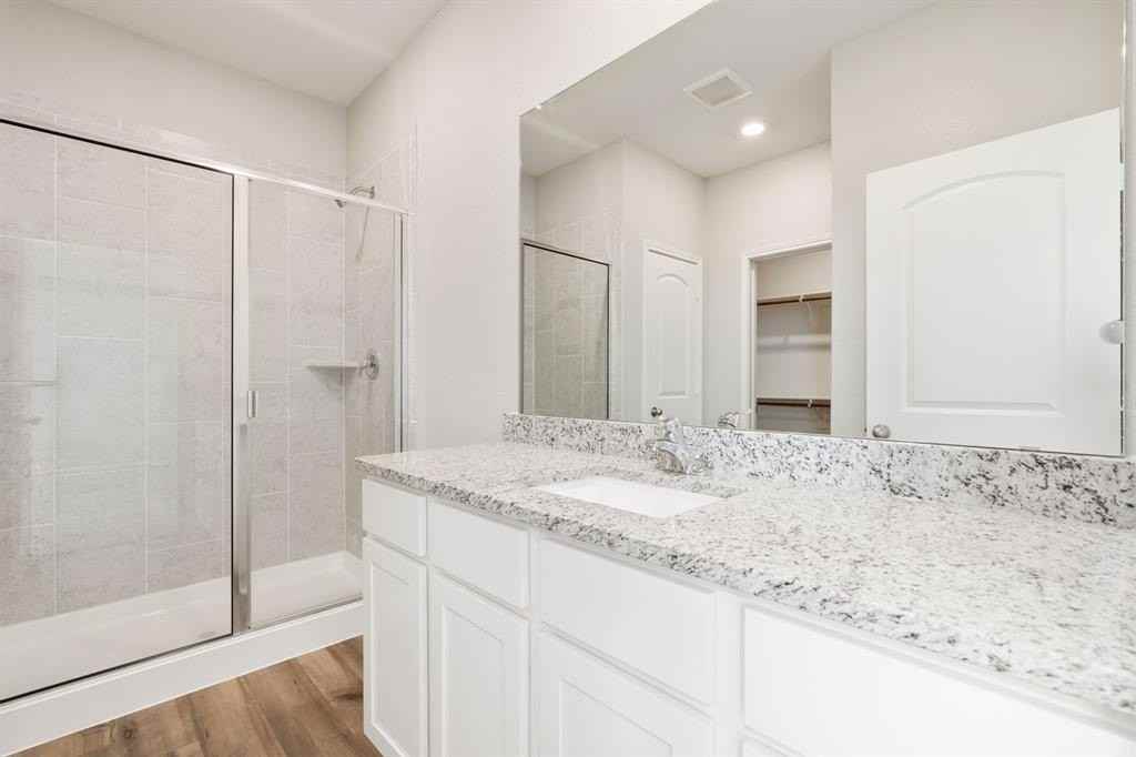 1920 Liam Dr - Photo 7 of 16