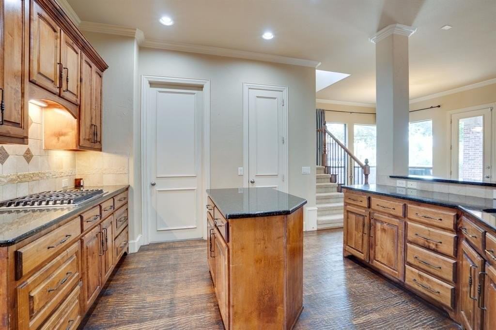 9679 Carriage Hill Lane