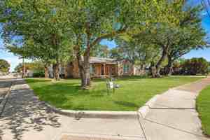 featured image of 322 Ne 29th St