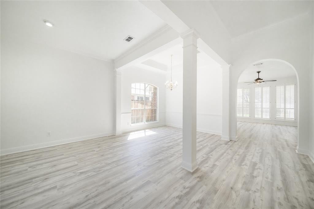 4824 Holly Berry Dr - Photo 3 of 32