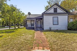 featured image of 100 W Munson St