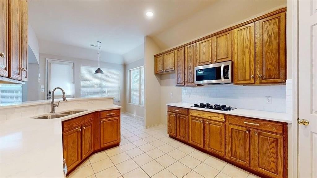 1910 Wickersham Ln - Photo 2 of 38