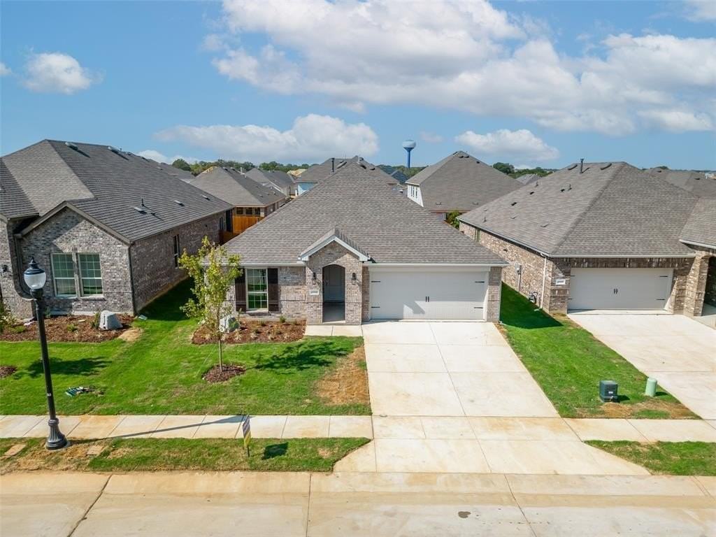 10505 Breezeway Drive - Photo 5 of 34