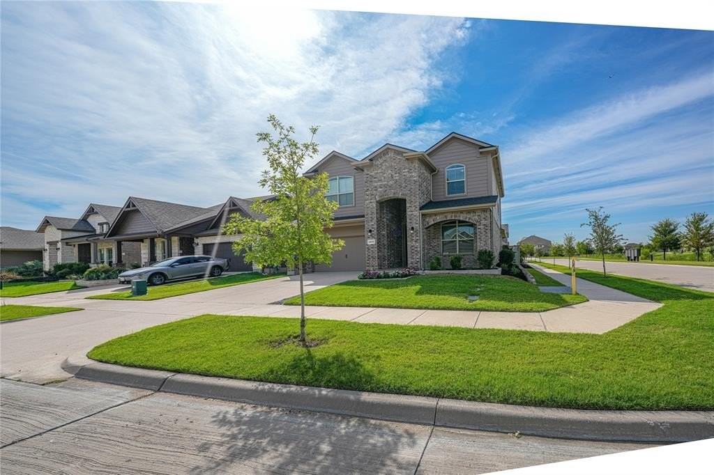 2445 Rooster Ln - Photo 4 of 27