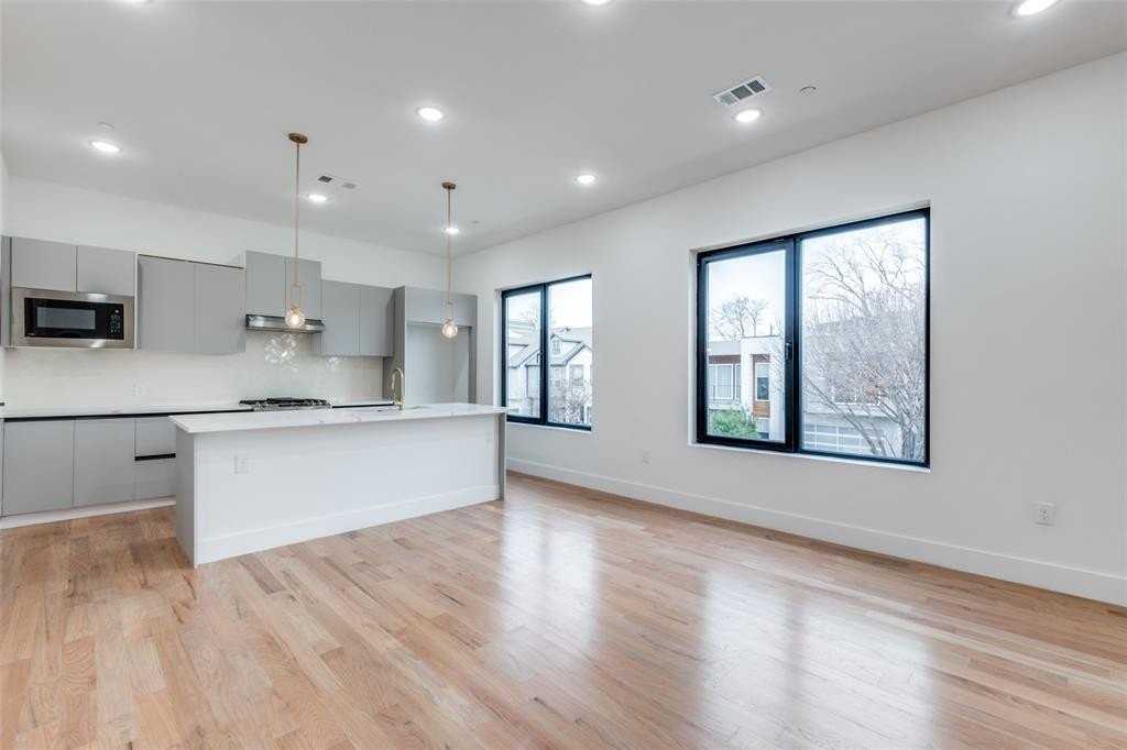 2607 Calvin St #3 - Photo 5 of 26