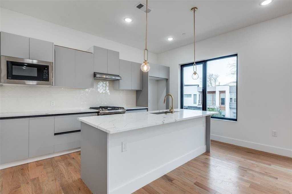 2607 Calvin St #3 - Photo 6 of 26