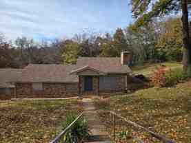 1011 S Perry Ave - Photo 1 of 1