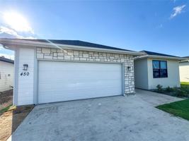 featured image of Lacy Ln