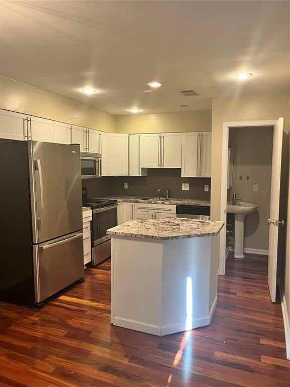 4425 Travis St #114 - Photo 5 of 18