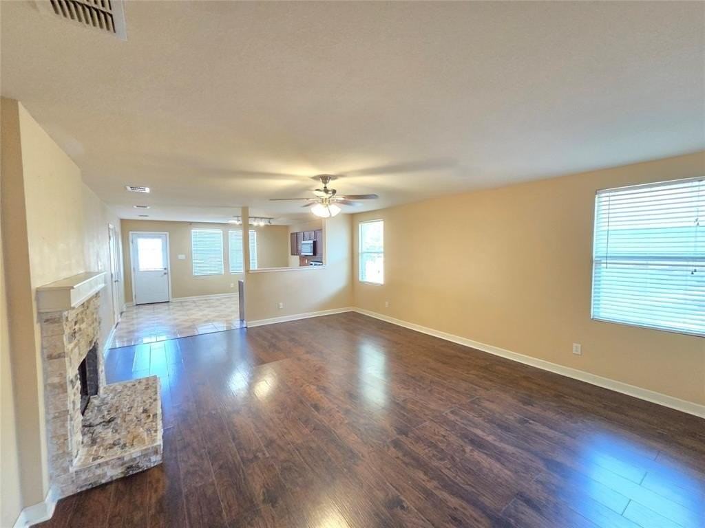 8409 Cotton Valley Ln - Photo 5 of 40