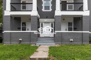 2305 E 37th St Unit 3e - Photo 1 of 1