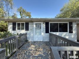 featured image of 1901 E Purdue St