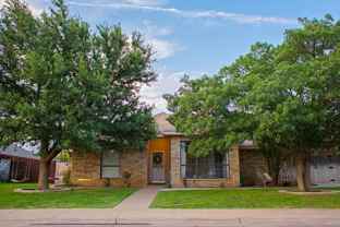 3502 Canemont Dr - Photo 1 of 1