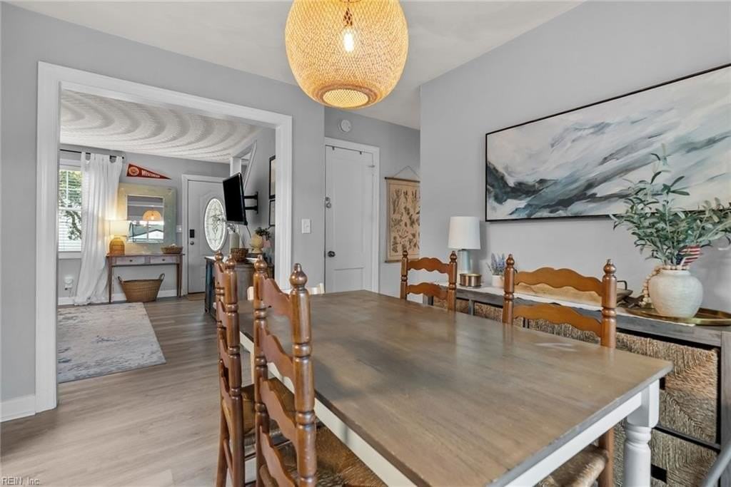 424 E Ocean Ave - Photo 7 of 33