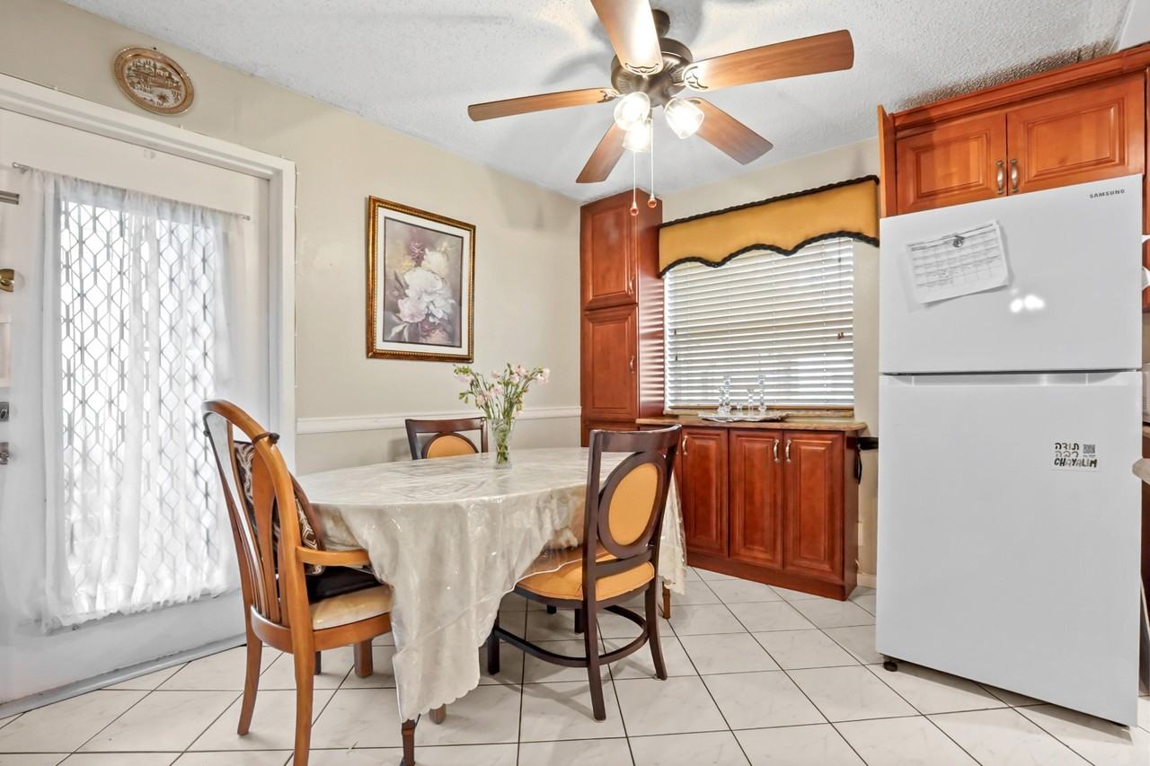 52 Saxony B - Photo 7 of 21