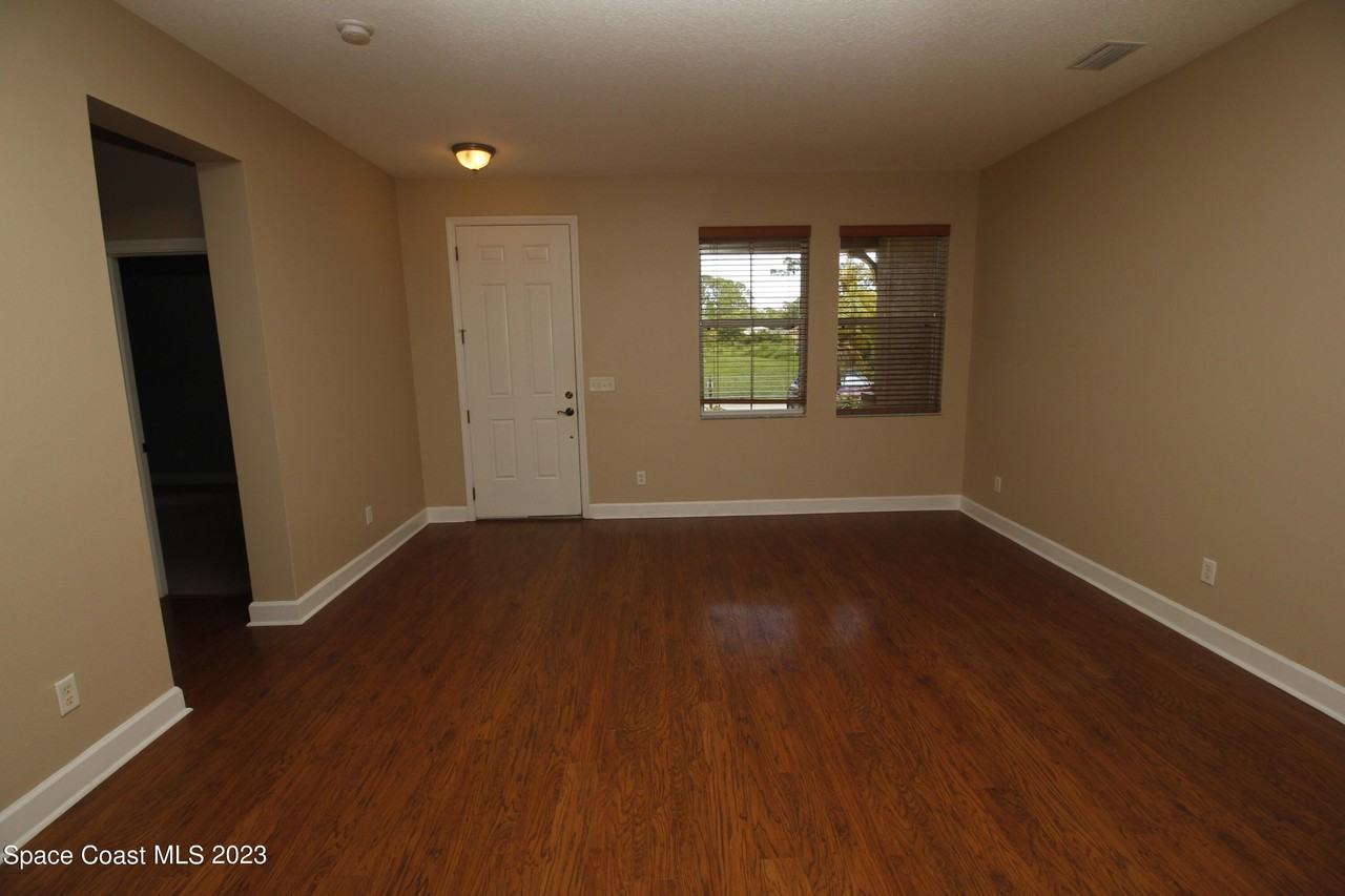 480 Higgs Ave Nw - Photo 3 of 23