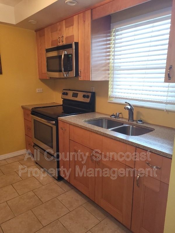 1515 Bayshore Boulevard #1515-3 - Photo 3 of 11