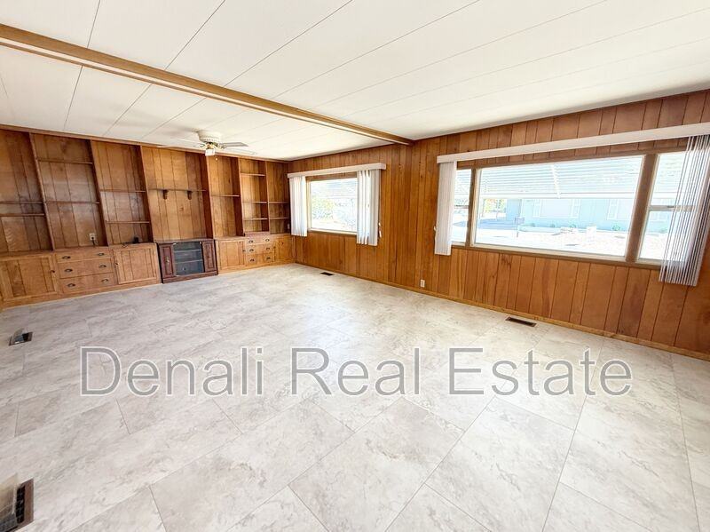 10675 N Kilimanjaro Ave - Photo 7 of 39