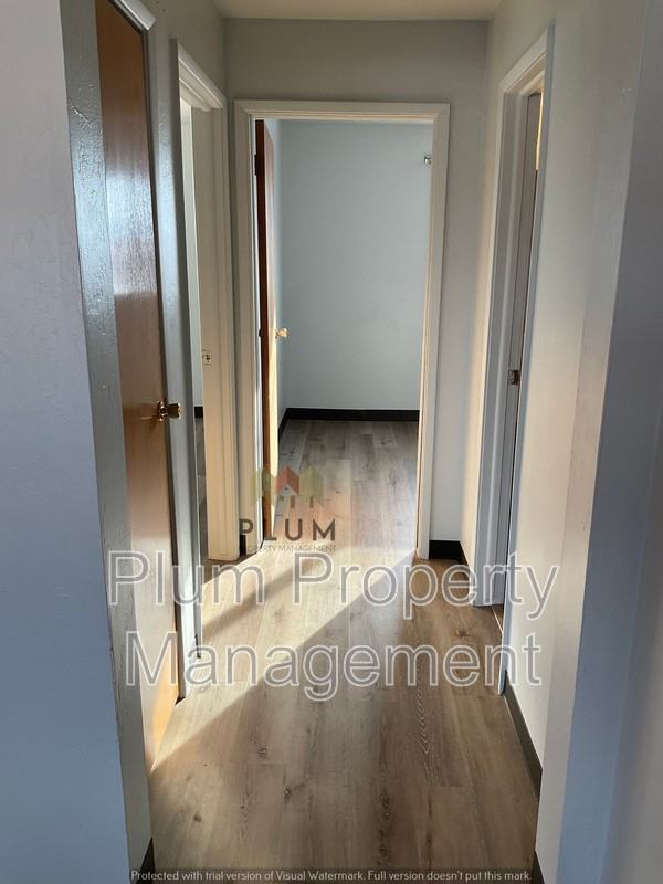 1024 Stephens Ave #9 - Photo 4 of 4