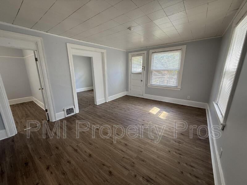 2853A N Booth St - Photo 2 of 20