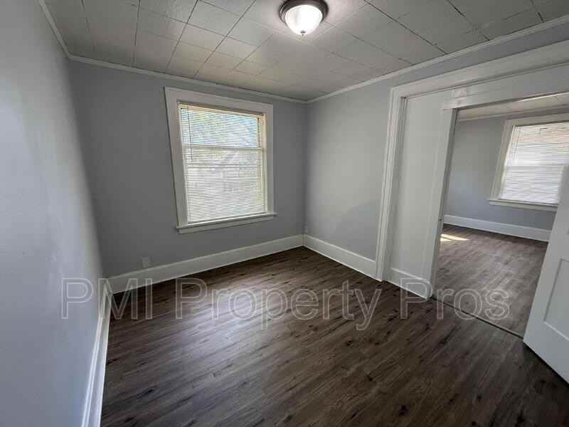 2853A N Booth St - Photo 4 of 20